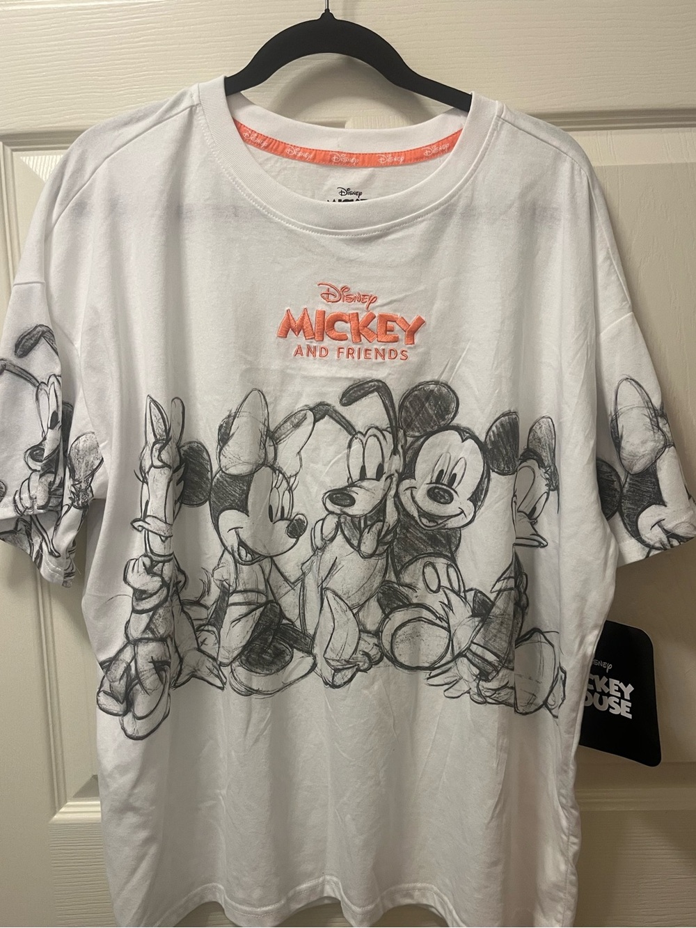 Disney Mickey and Friends Sketched White Graphic Tee with Embroidered logo SzXXL
